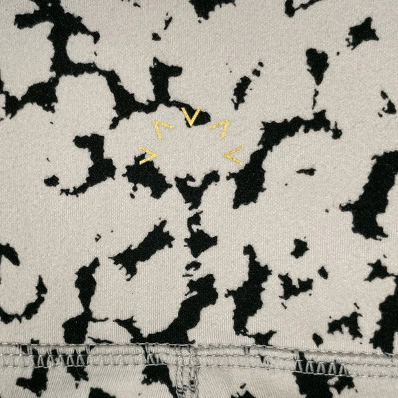 Varley Women's Everyday Abstract Printed 7/8 High Rise Yoga Leggings Size Medium - Picture 5 of 9